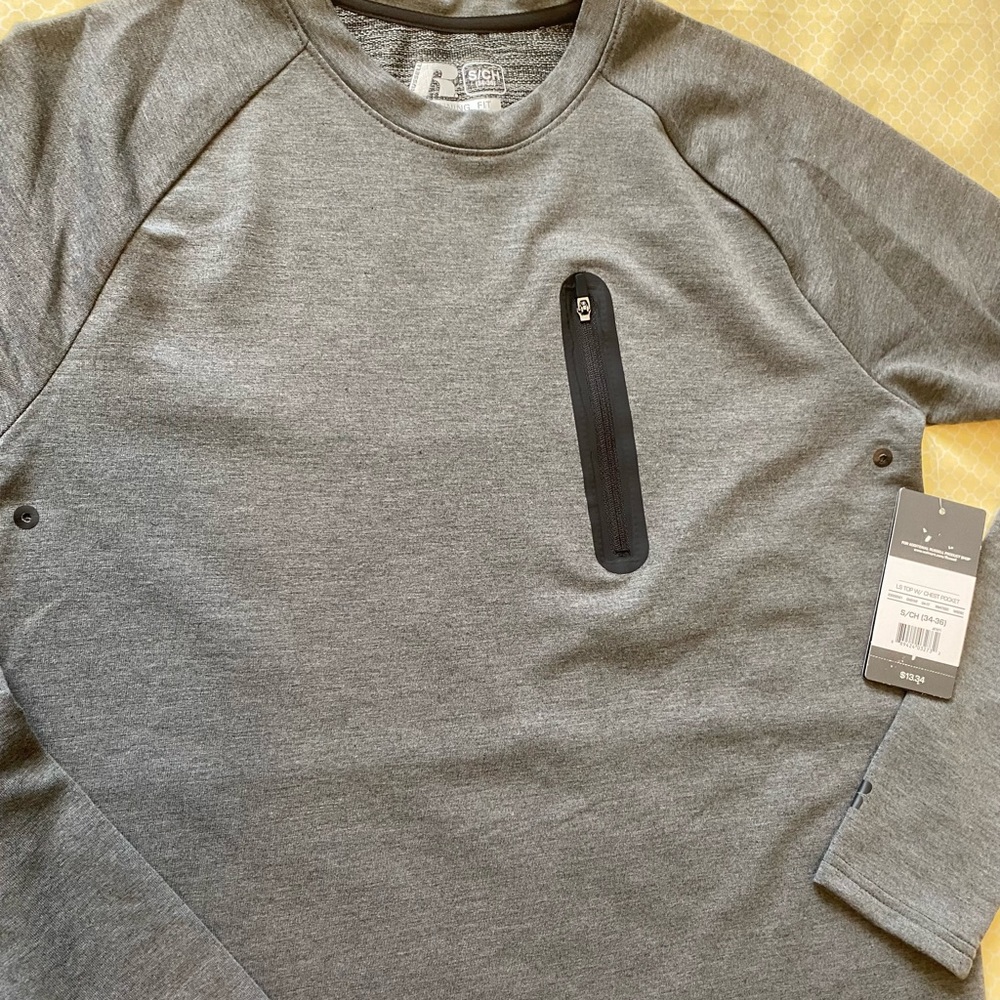 Russell Dark Gray Training Fit sweatshirt/T-shirt .